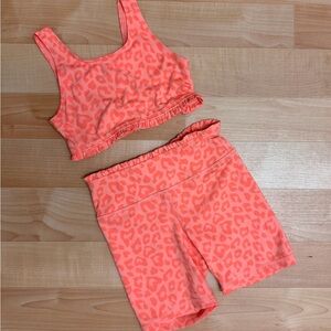 Yogalicious Girls Lux Ansley 2-Piece Set Size S 7/8 Coral Leopard Ruffle
